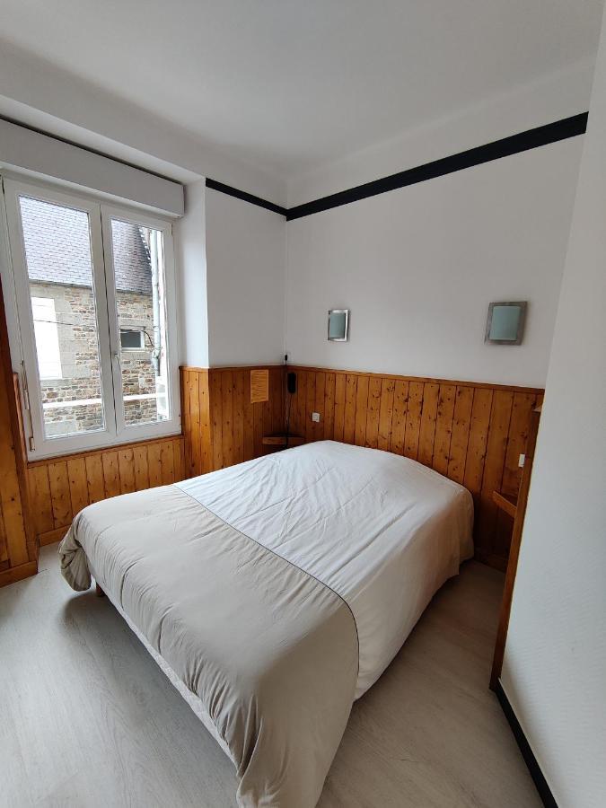 Villedieu-les-Poëles Hotel Saint - Pierre מראה חיצוני תמונה