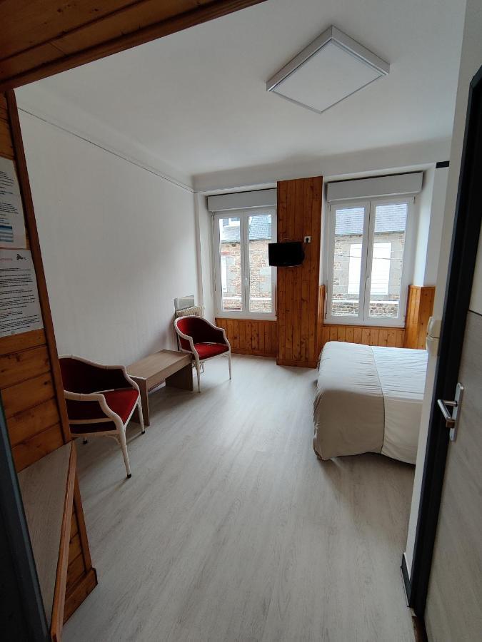Villedieu-les-Poëles Hotel Saint - Pierre מראה חיצוני תמונה