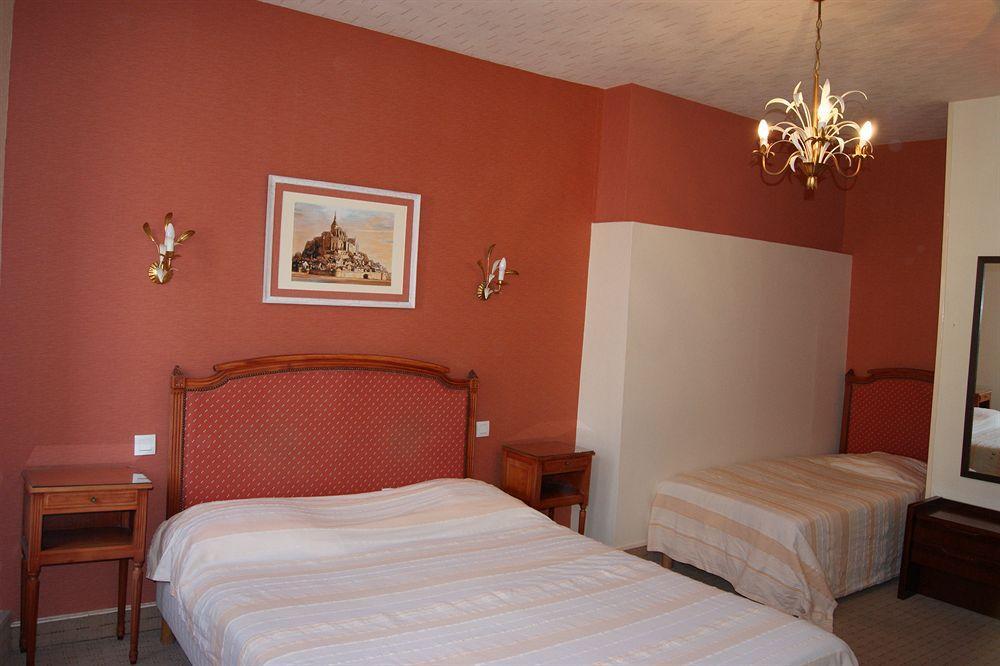 Villedieu-les-Poëles Hotel Saint - Pierre מראה חיצוני תמונה