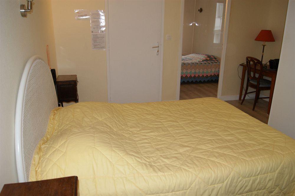 Villedieu-les-Poëles Hotel Saint - Pierre מראה חיצוני תמונה