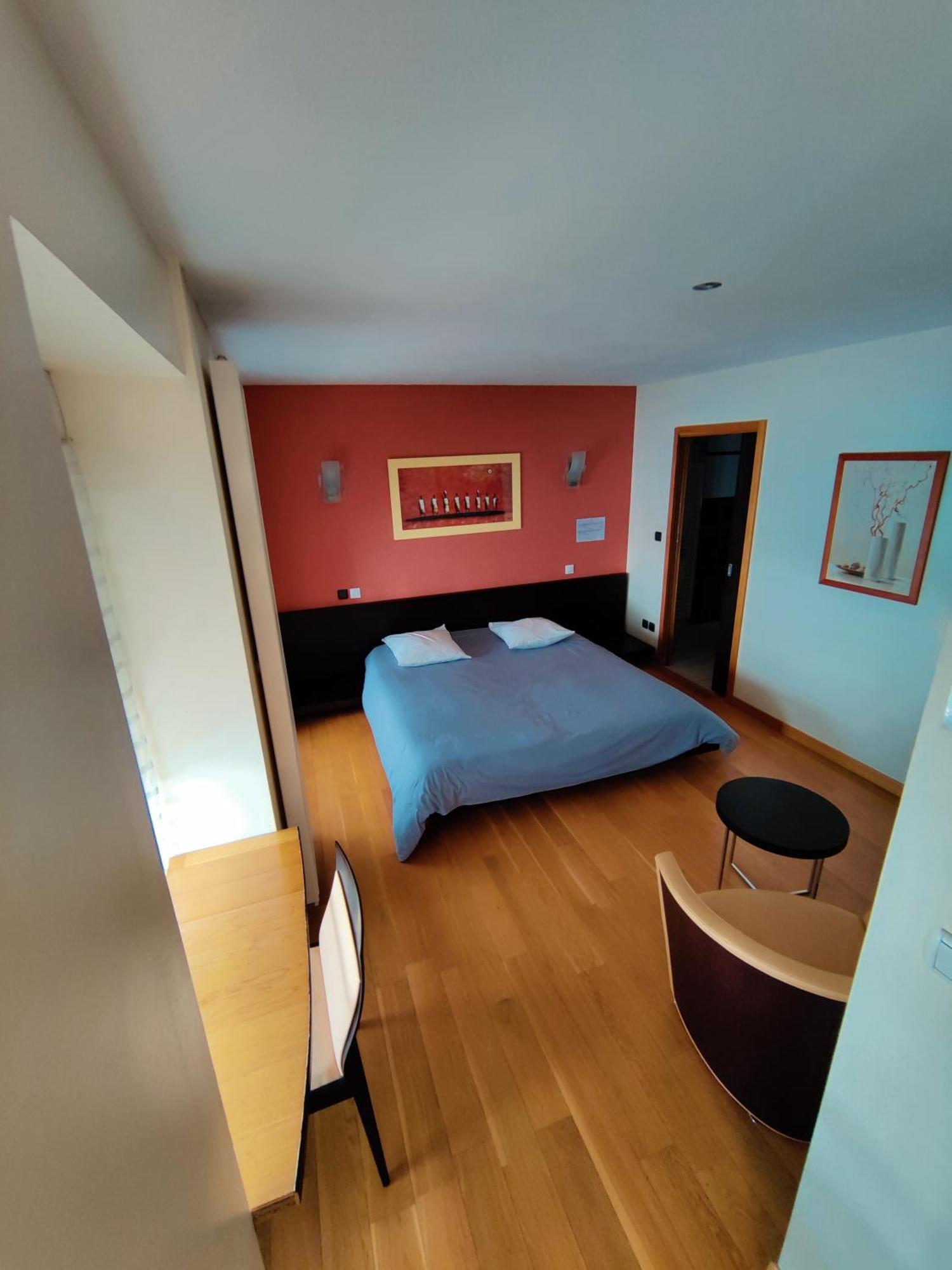 Villedieu-les-Poëles Hotel Saint - Pierre מראה חיצוני תמונה