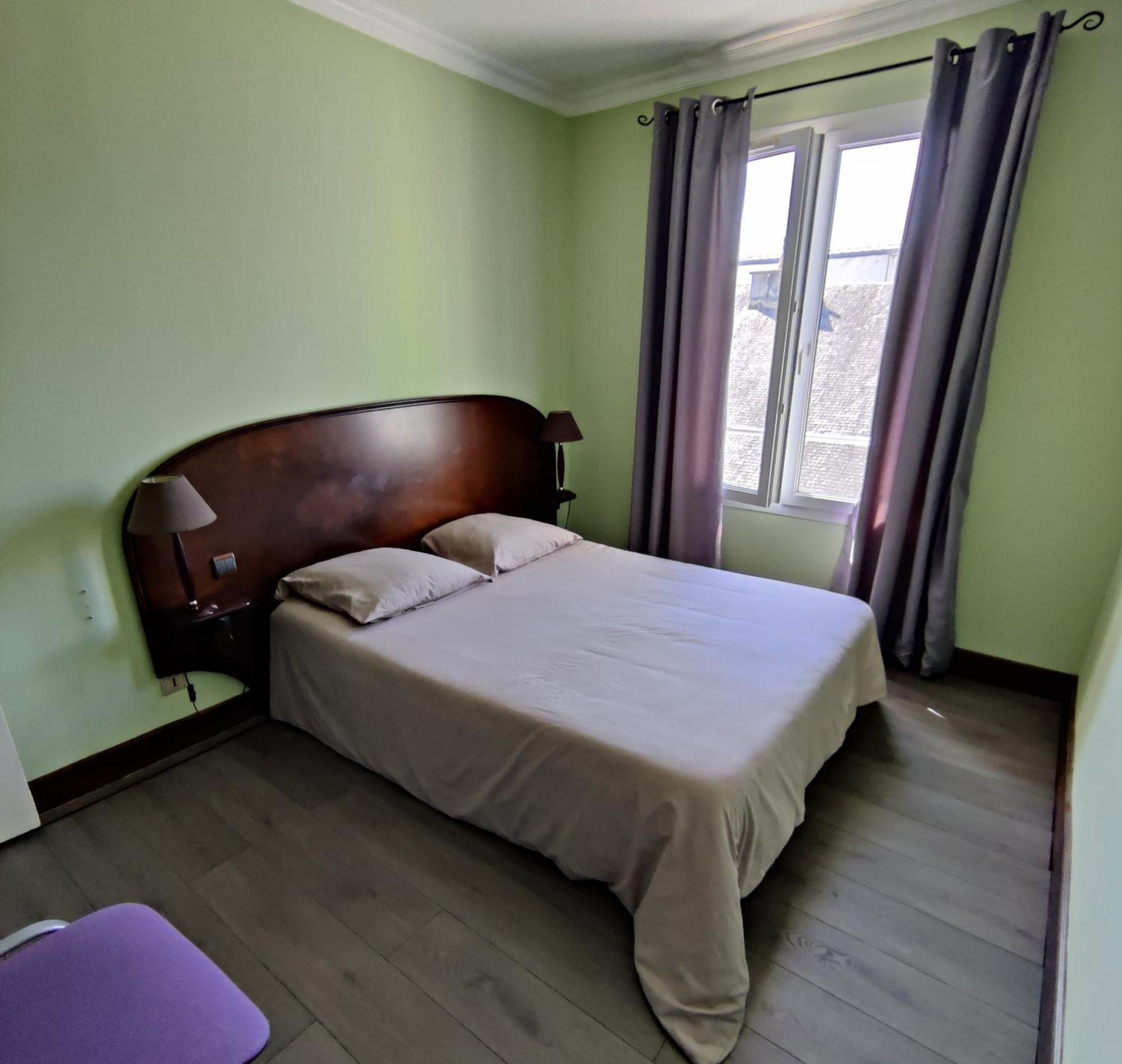 Villedieu-les-Poëles Hotel Saint - Pierre מראה חיצוני תמונה