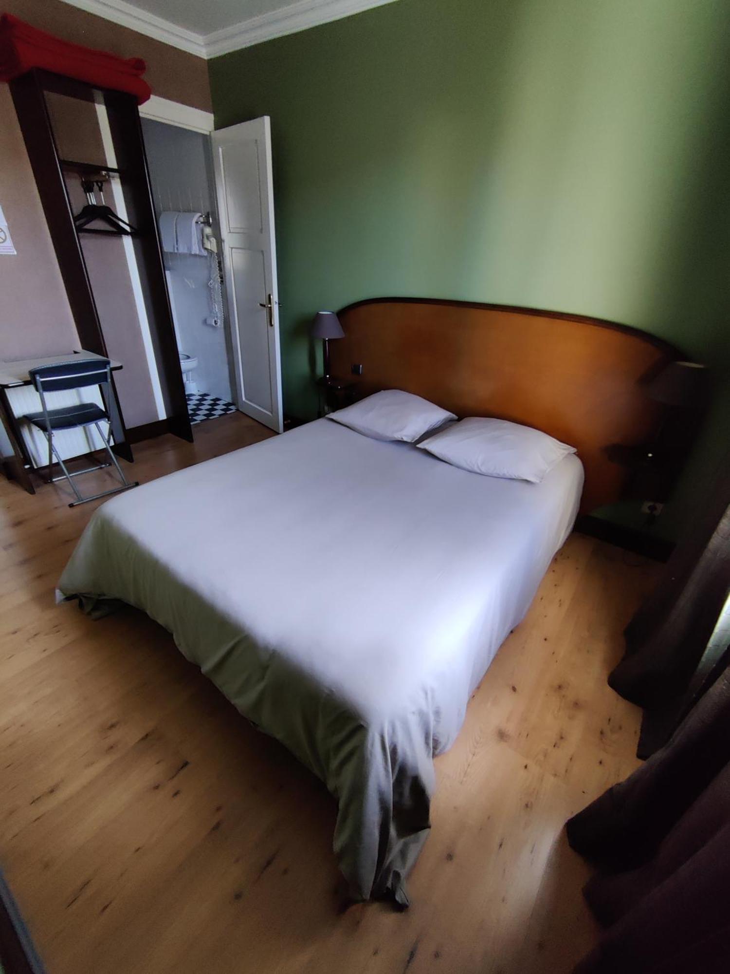 Villedieu-les-Poëles Hotel Saint - Pierre מראה חיצוני תמונה
