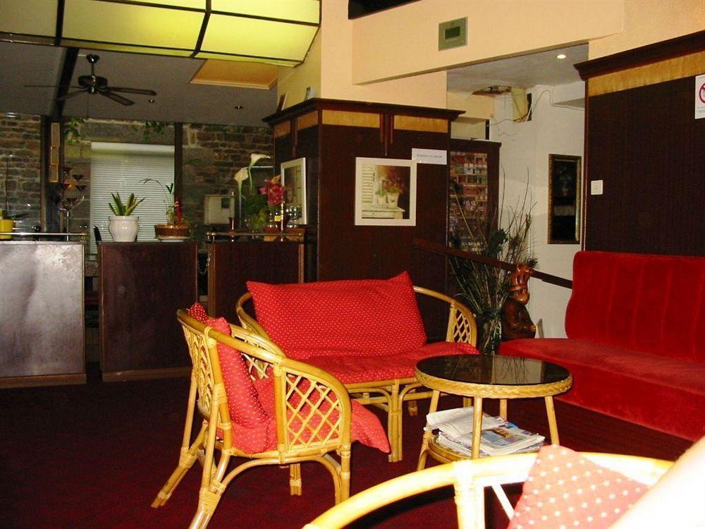 Villedieu-les-Poëles Hotel Saint - Pierre מראה חיצוני תמונה