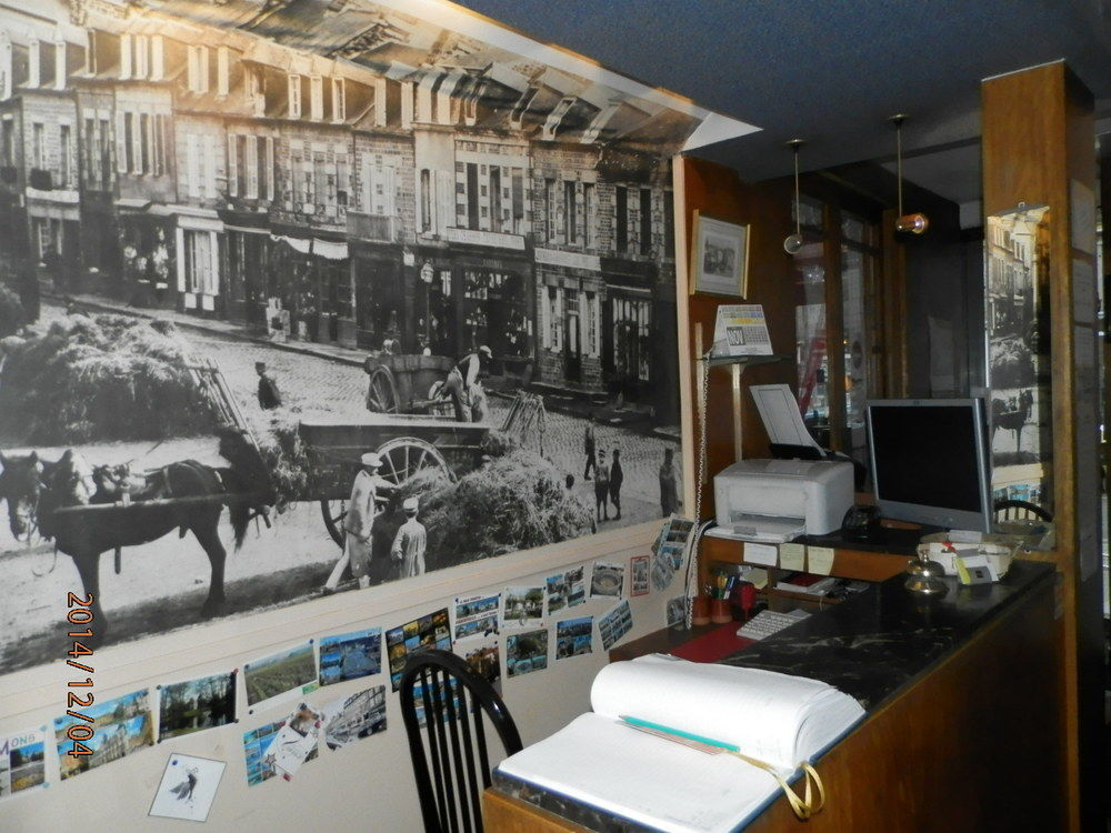 Villedieu-les-Poëles Hotel Saint - Pierre מראה חיצוני תמונה