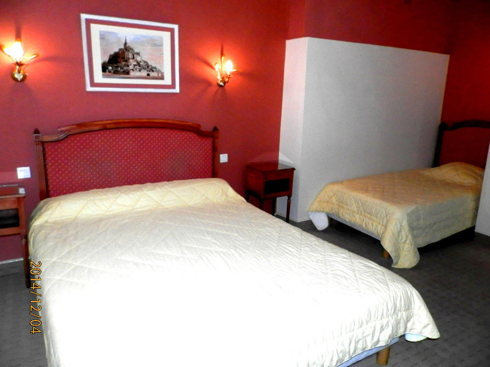 Villedieu-les-Poëles Hotel Saint - Pierre מראה חיצוני תמונה
