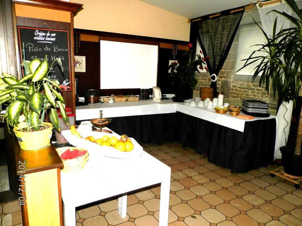 Villedieu-les-Poëles Hotel Saint - Pierre מראה חיצוני תמונה